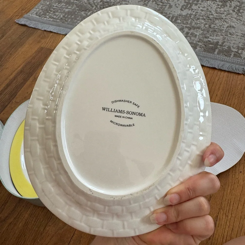 Williams & Sonoma Easter Rabbit Plate Set of 2 with Box